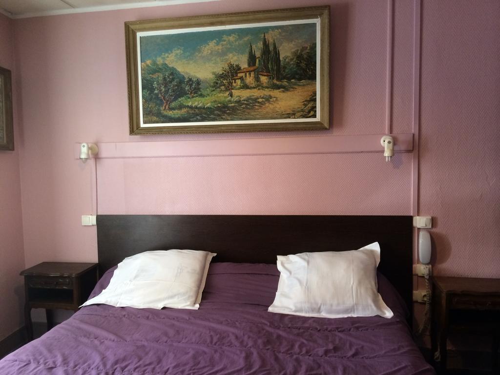 Hotel Stanislas Sans Ascenseur Paris Bagian luar foto